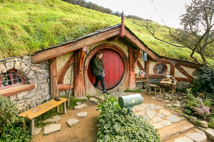 Step into Hobbiton and explore iconic hobbit holes lush greenery and charming scenery. Capture moments by Bilbo's home and enjoy delightful drinks at the Green Dragon Inn.